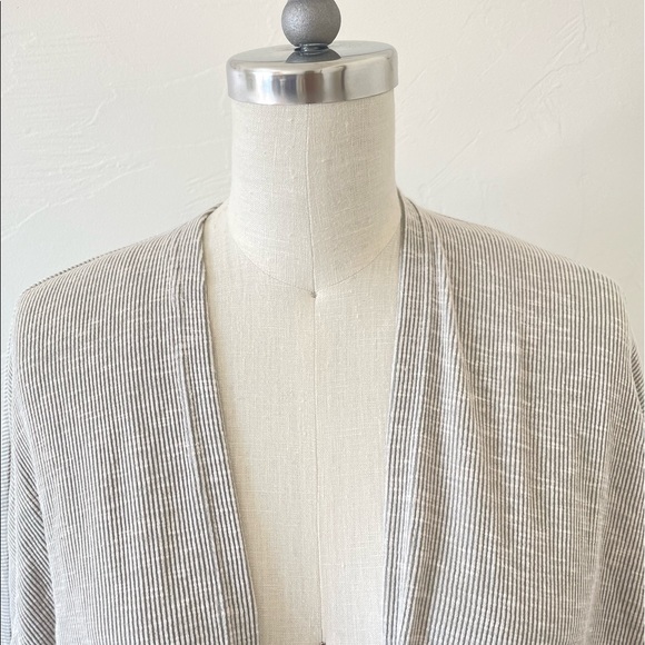 DONNI. Cardigan -Grey Ribbed Jersey Knit, Open Front - Picture 2 of 7